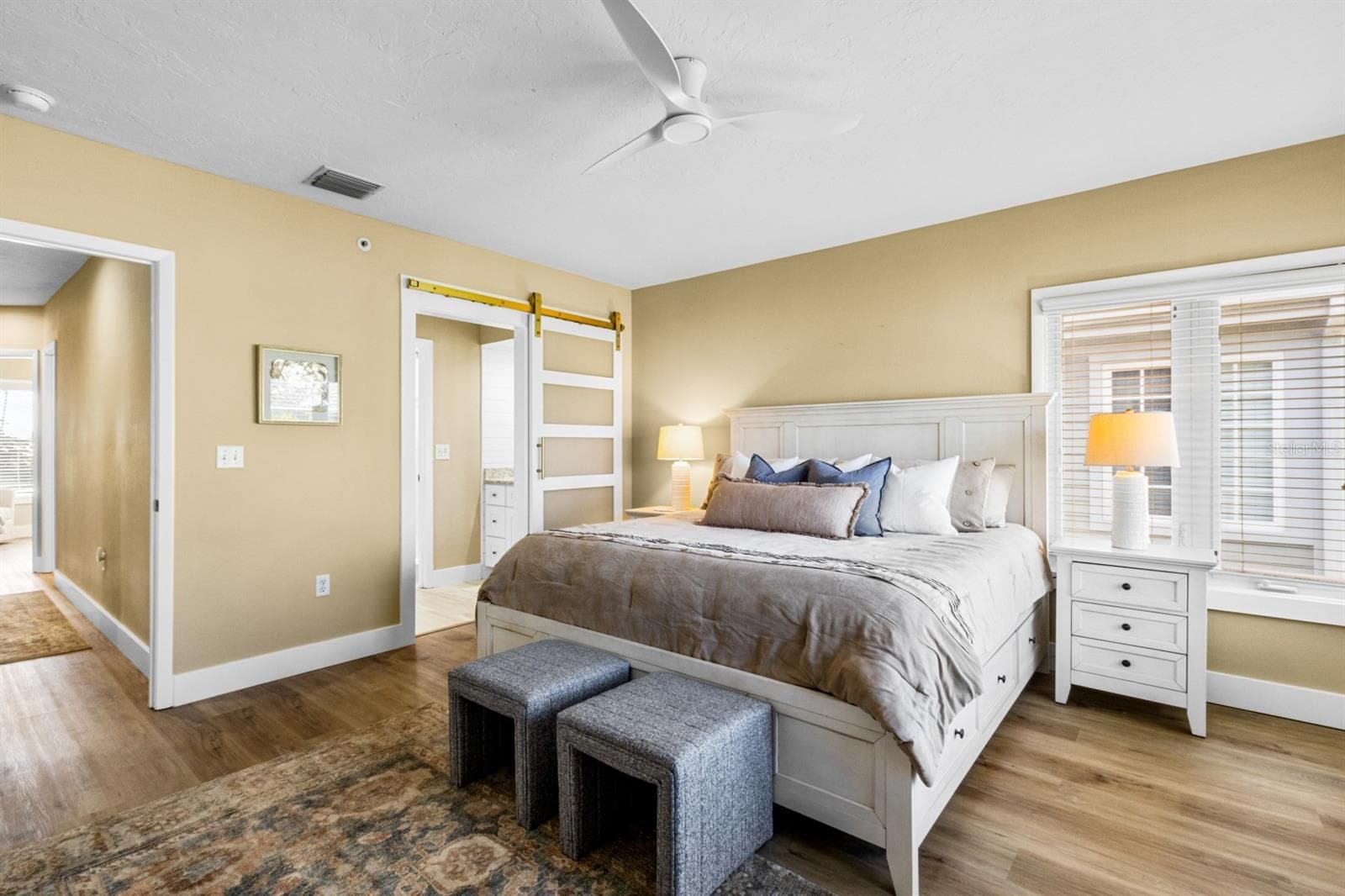 Townhouse at 521 FOREST WAY, LONGBOAT KEY, photo 19 of 48