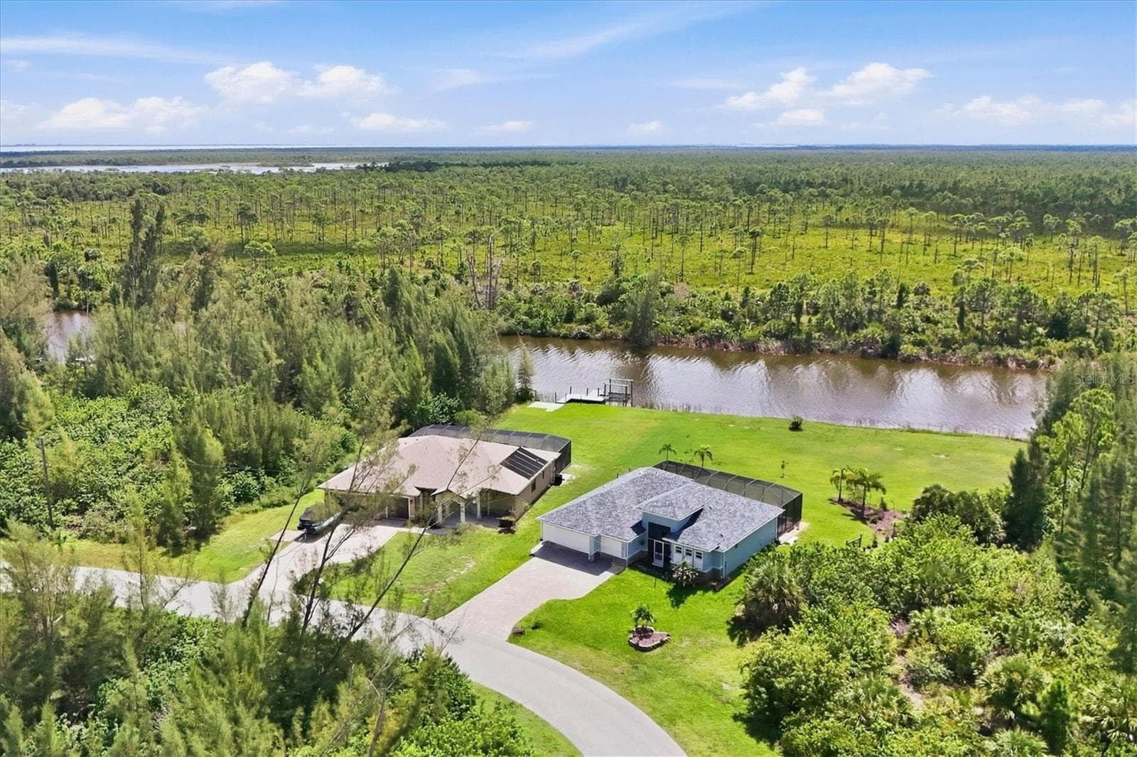 Single Family Residence at 10686 KEARSARGE CIR, PORT CHARLOTTE, photo 3 of 72