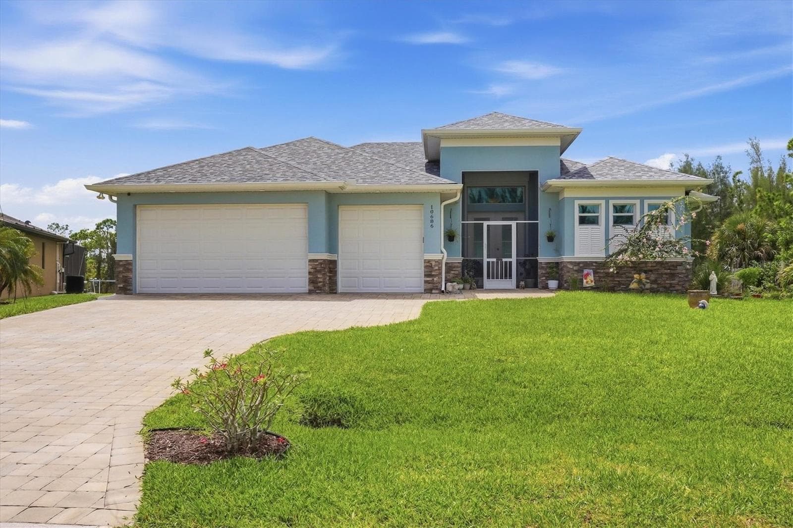 Single Family Residence at 10686 KEARSARGE CIR, PORT CHARLOTTE, photo 8 of 72