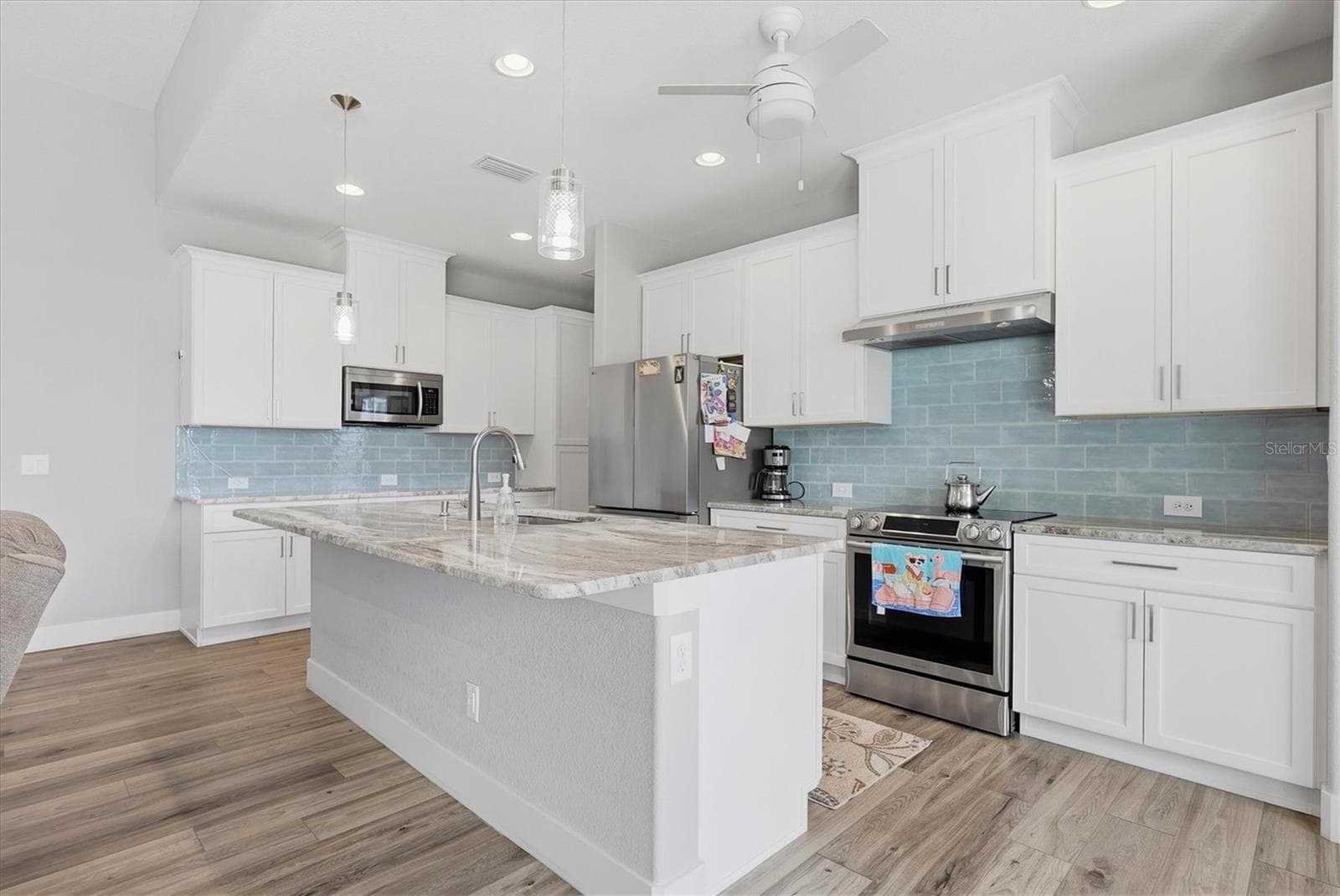 Single Family Residence at 10686 KEARSARGE CIR, PORT CHARLOTTE, photo 17 of 72