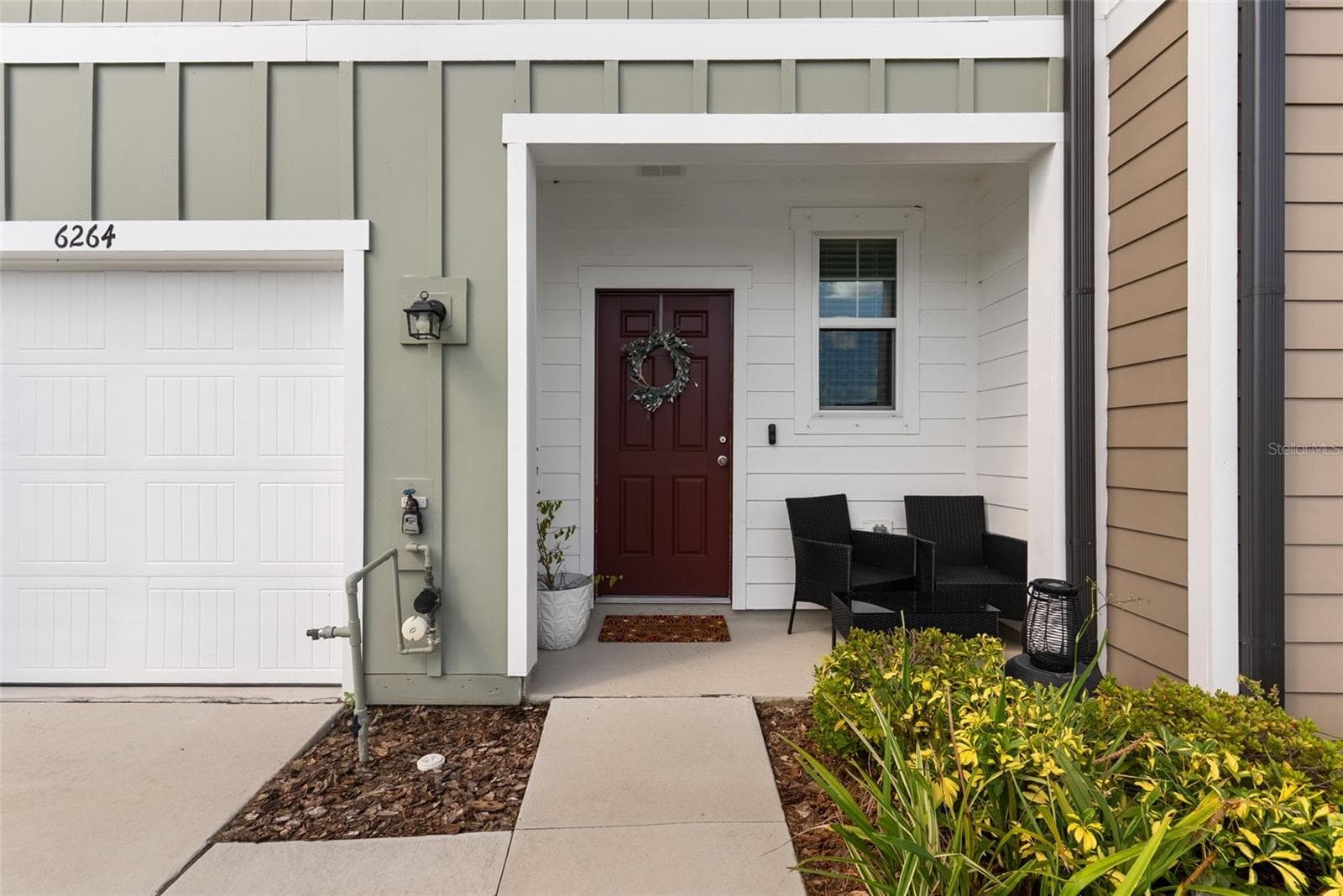 Townhouse at 6264 BUCKET CT, GIBSONTON, photo 2 of 43