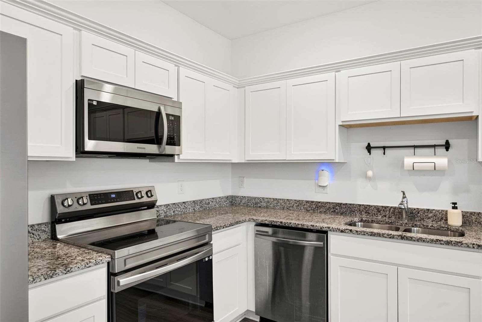 Townhouse at 6264 BUCKET CT, GIBSONTON, photo 10 of 43