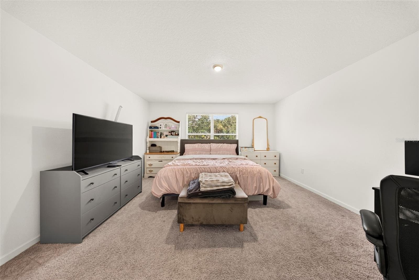 Owners Bedroom - 6264 BUCKET CT, GIBSONTON