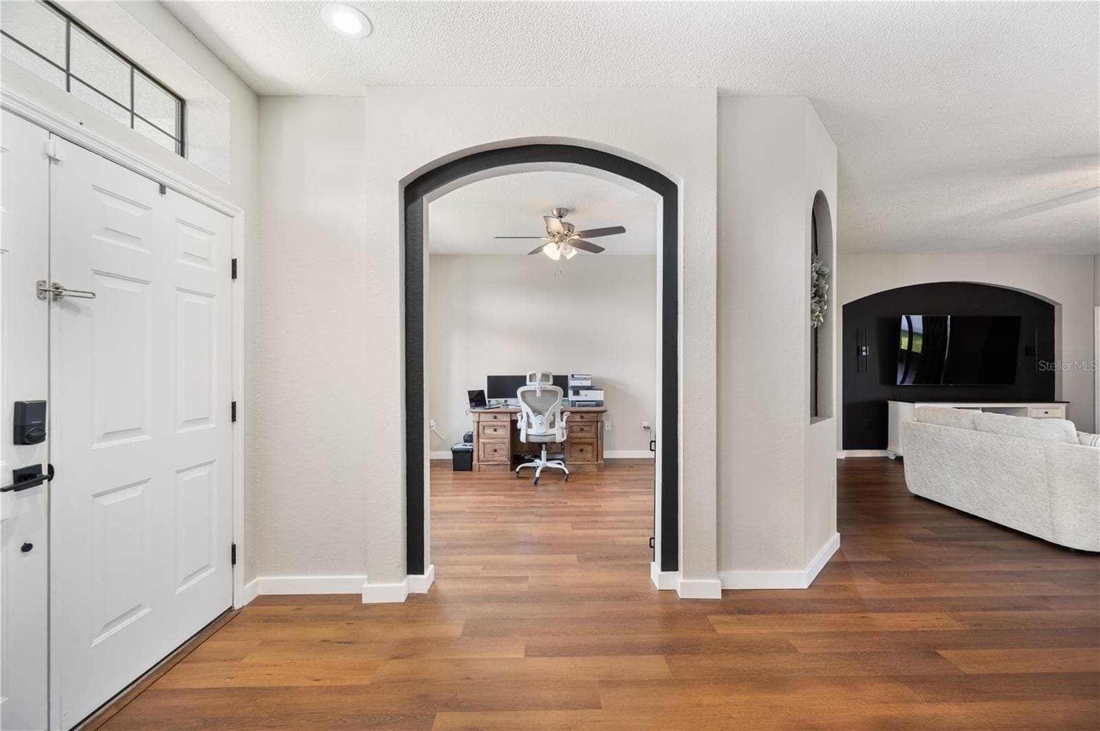 Single Family Residence at 3415 STONEWAY DR, LAKELAND, photo 5 of 59