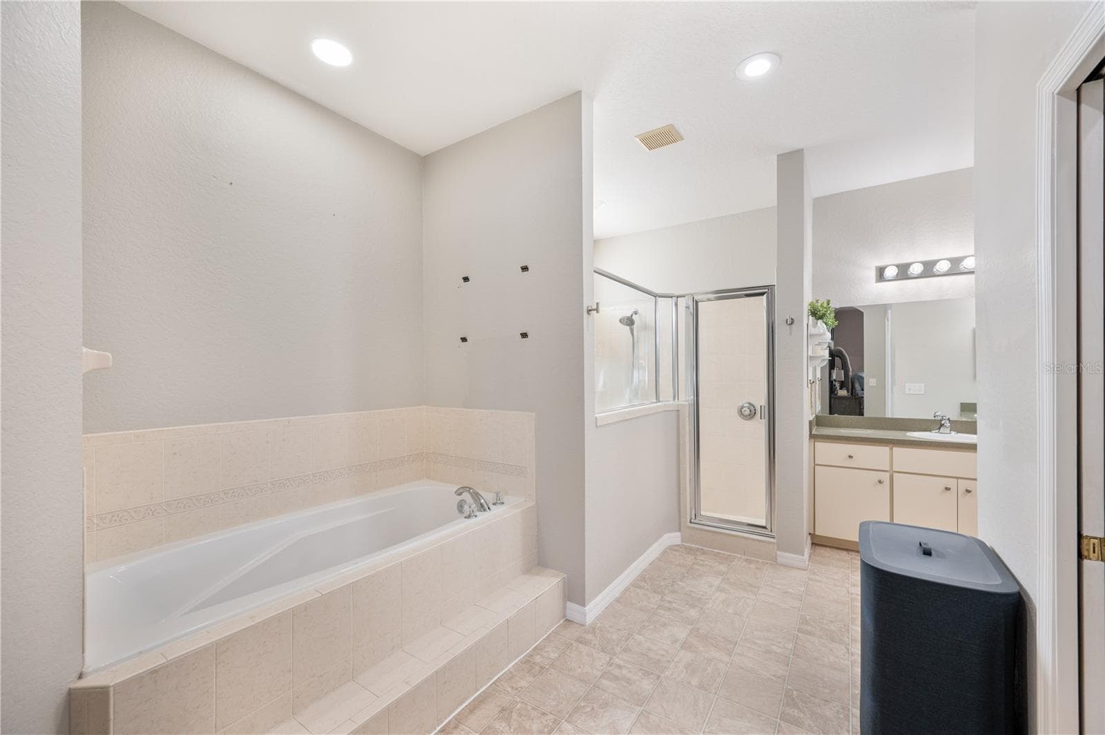 Single Family Residence at 3415 STONEWAY DR, LAKELAND, photo 23 of 59