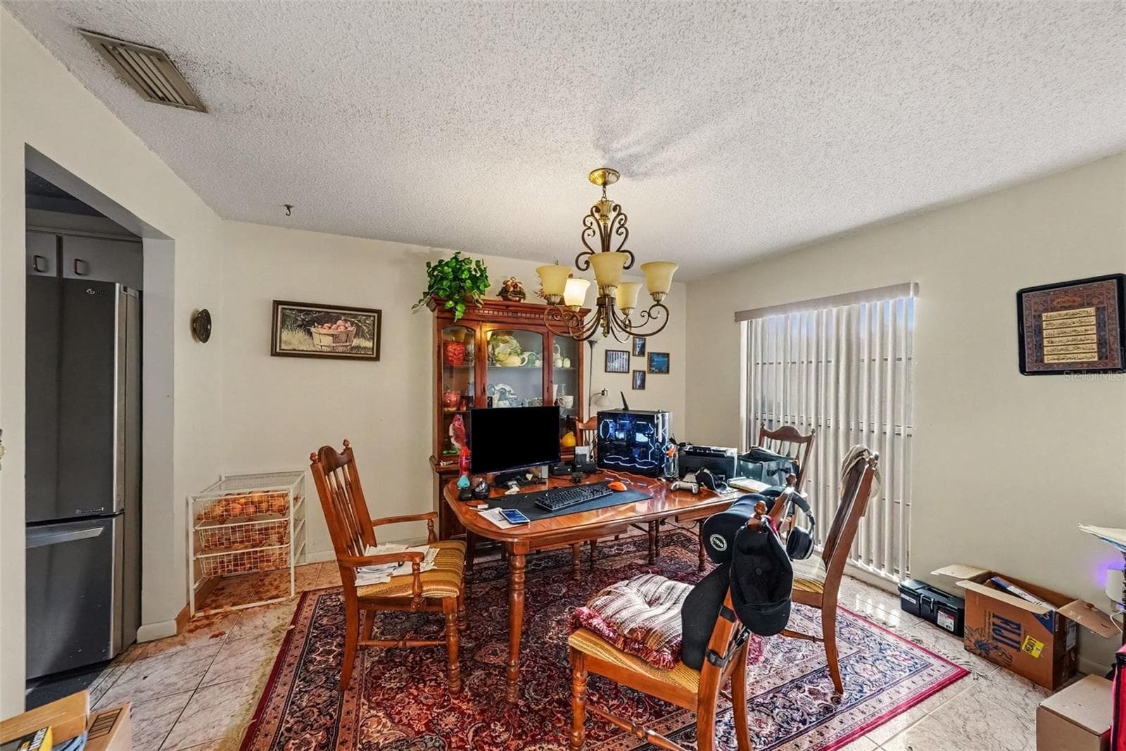 Single Family Residence at 602 SPECK CT, TAMPA, photo 8 of 16
