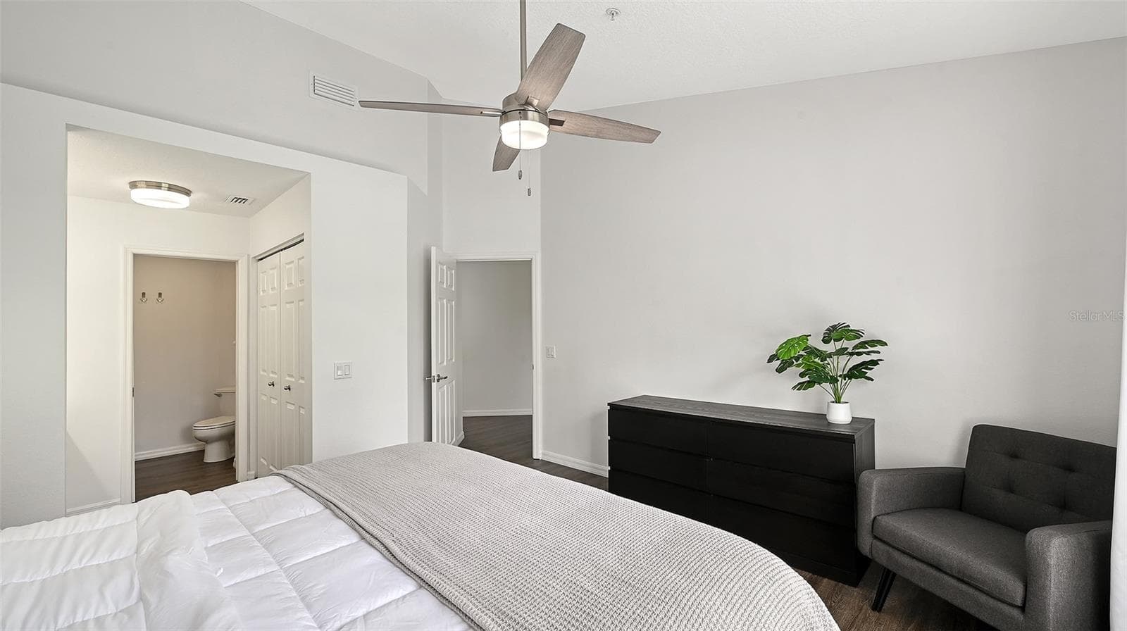 Condominium at 5469 FAIR OAKS ST #5C, BRADENTON, photo 18 of 54