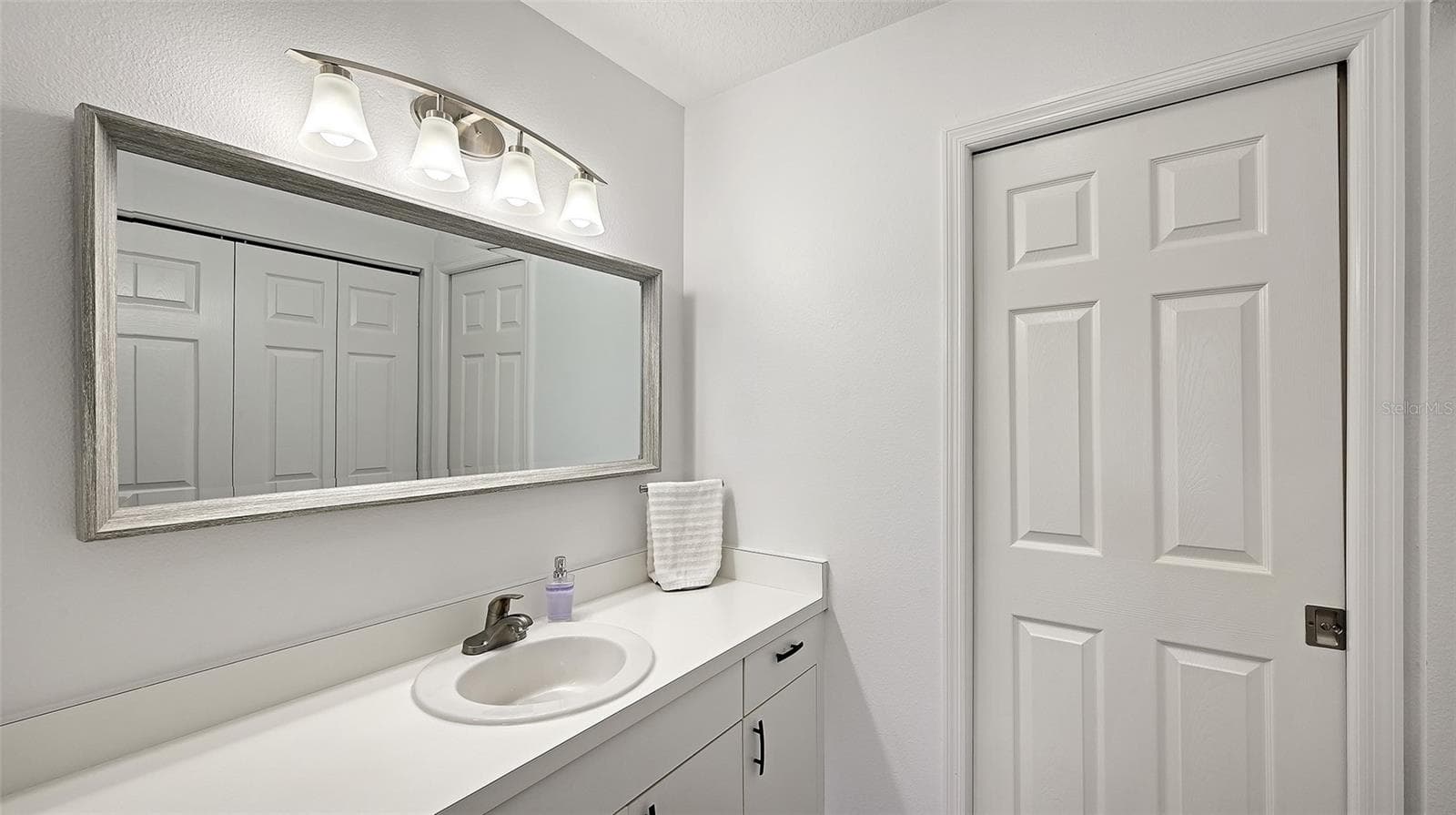 Condominium at 5469 FAIR OAKS ST #5C, BRADENTON, photo 19 of 54