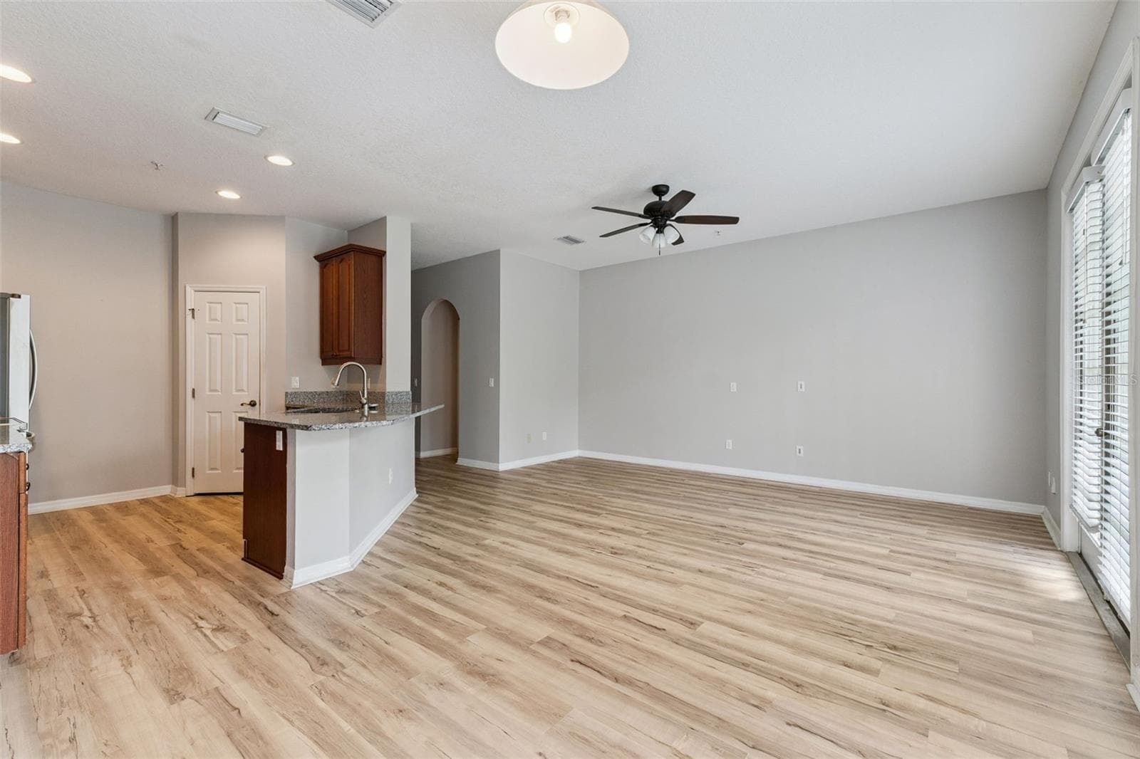 Townhouse at 512 PINEBRANCH CIR, WINTER SPRINGS, photo 5 of 45