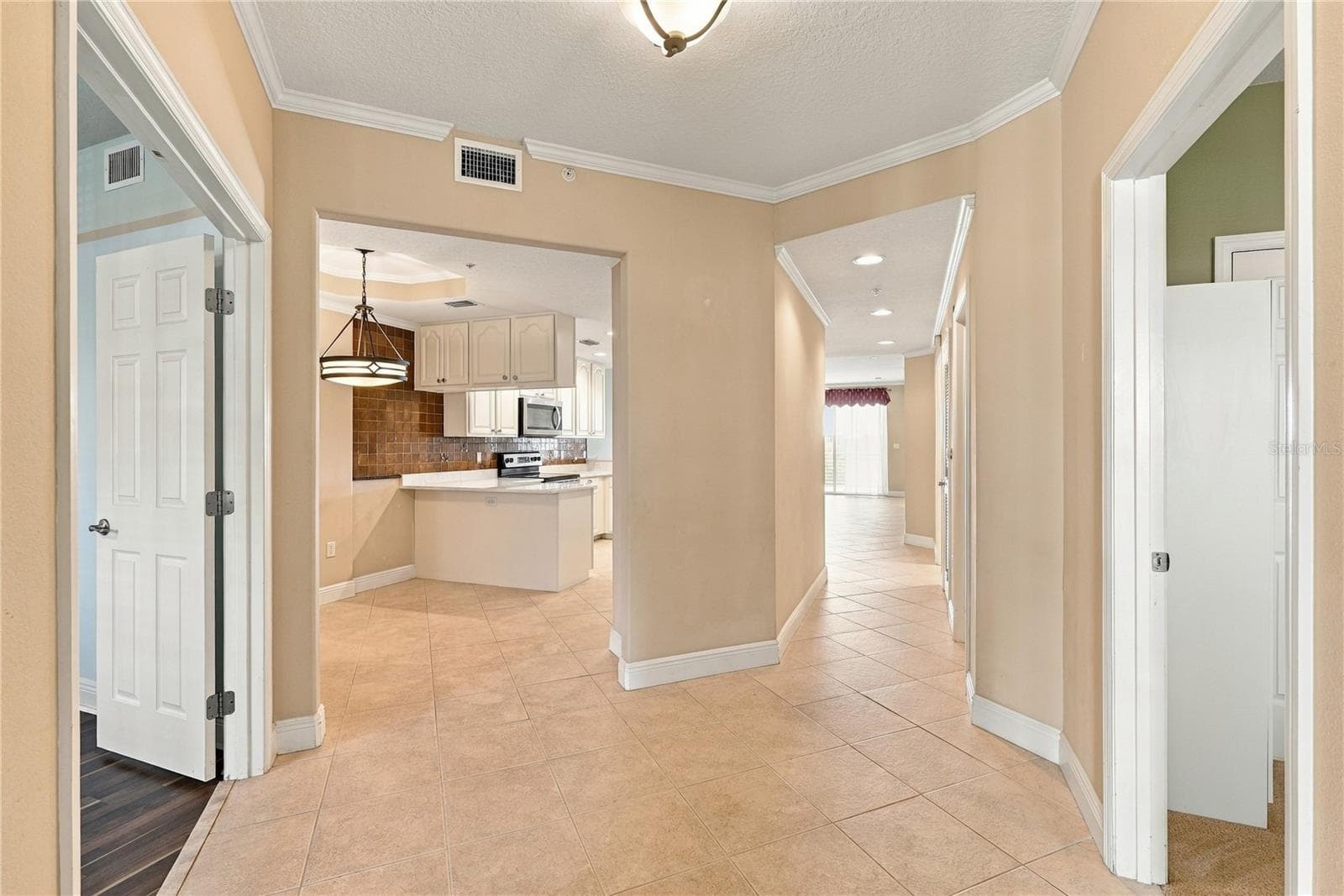 Condominium at 7070 KEY HAVEN RD #402, SEMINOLE, photo 8 of 53