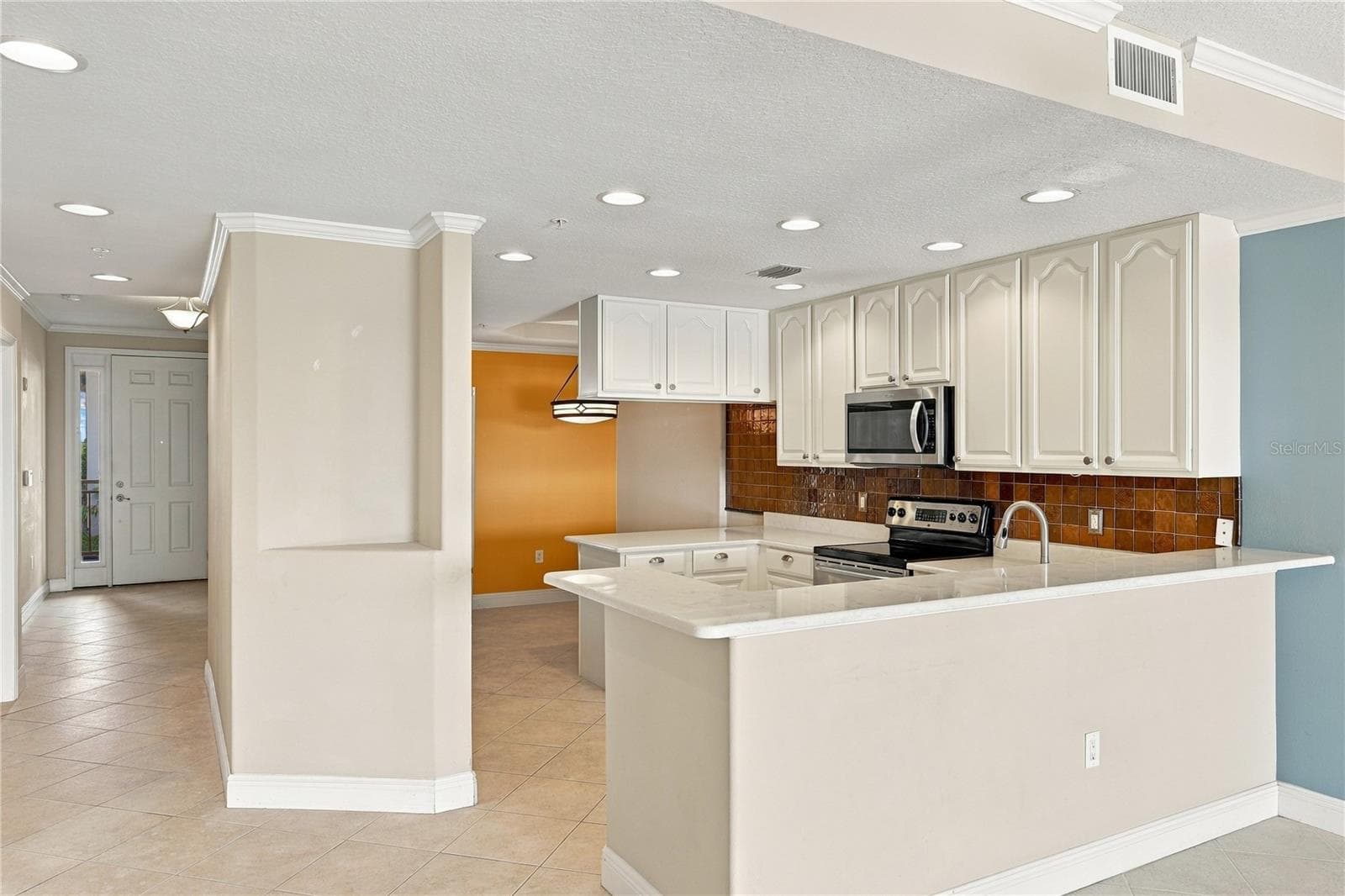 Condominium at 7070 KEY HAVEN RD #402, SEMINOLE, photo 15 of 53