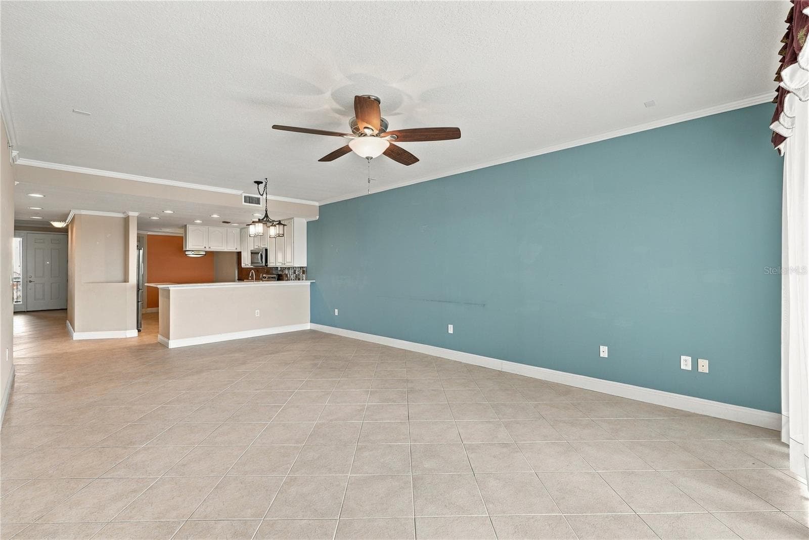 Condominium at 7070 KEY HAVEN RD #402, SEMINOLE, photo 18 of 53