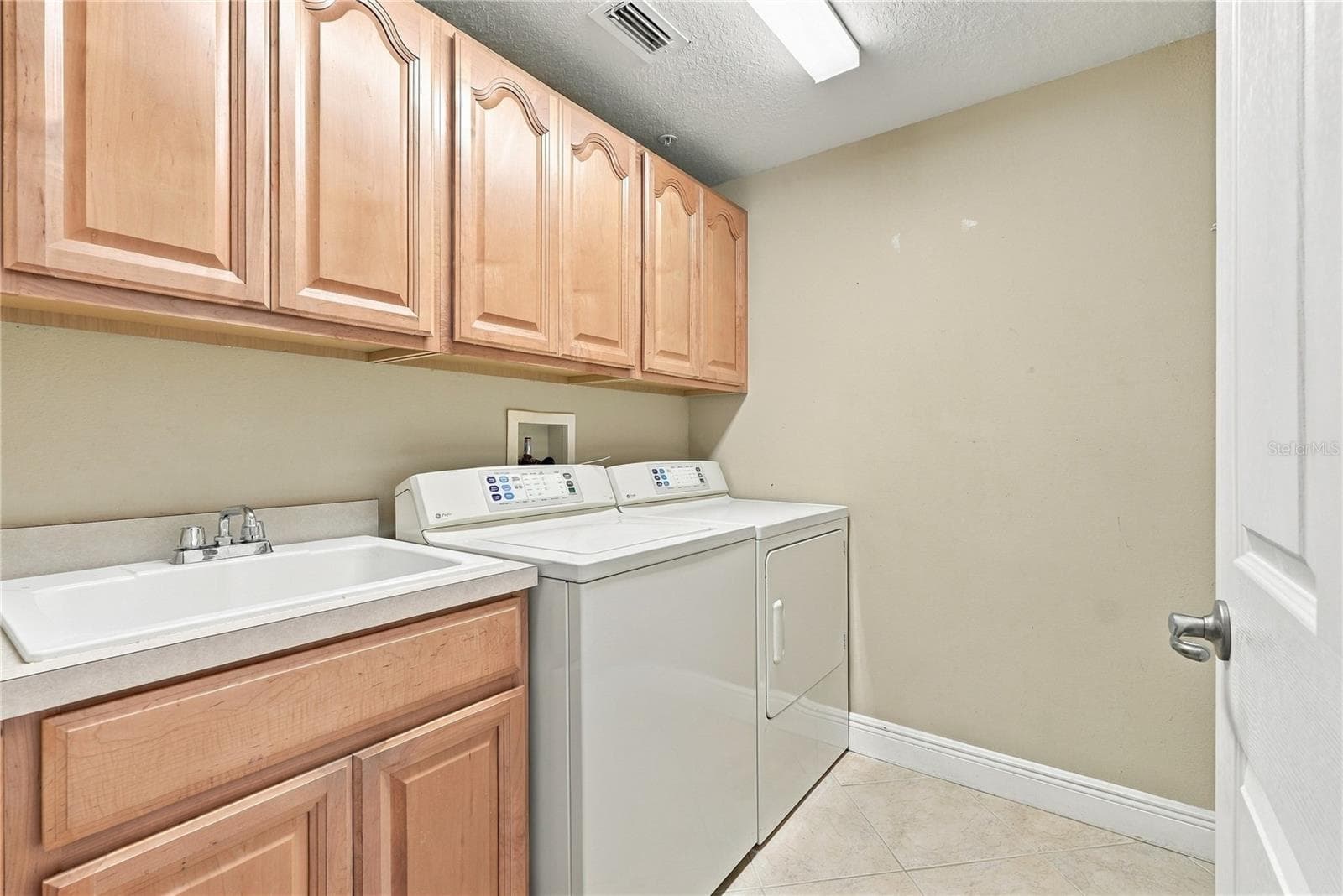 Condominium at 7070 KEY HAVEN RD #402, SEMINOLE, photo 40 of 53