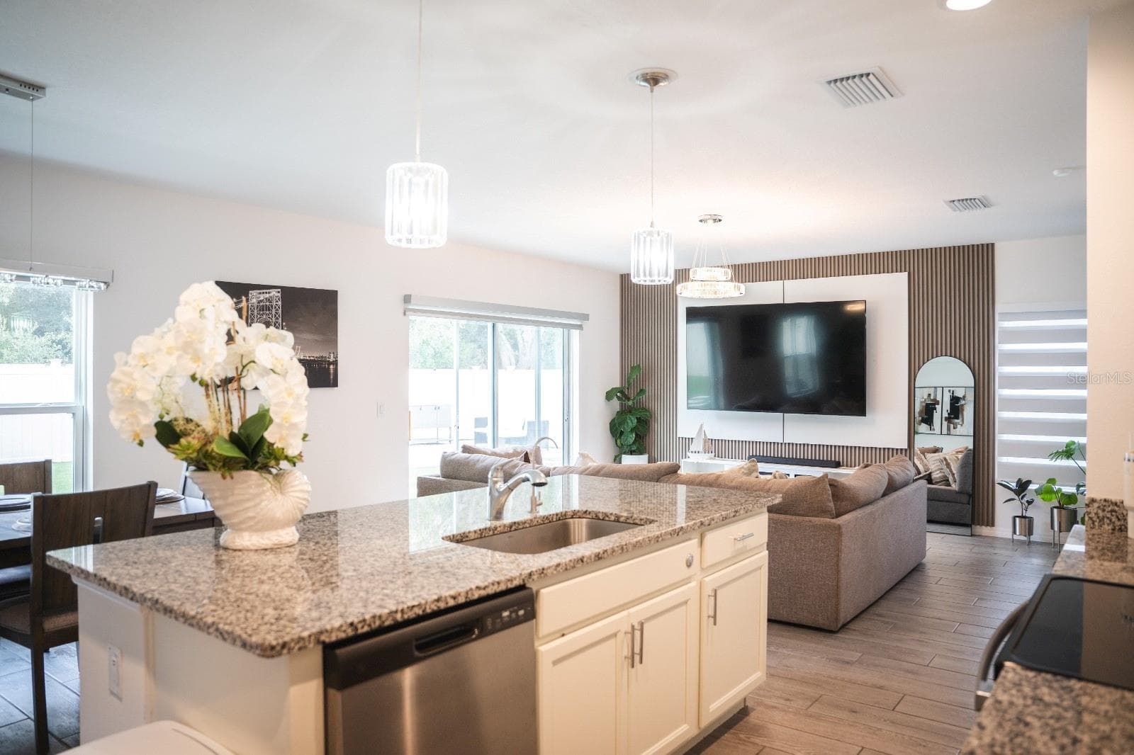 Single Family Residence at 5285 ROYAL POINT AVE, KISSIMMEE, photo 5 of 21