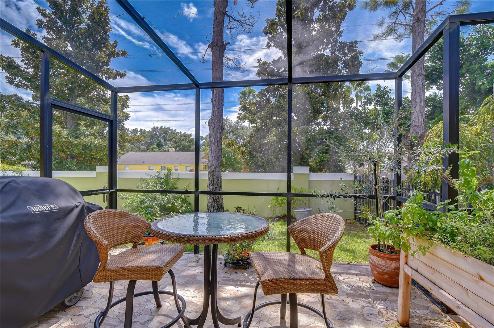 Villa at 6806 MUNCASTER CT, TAMPA, photo 11 of 78