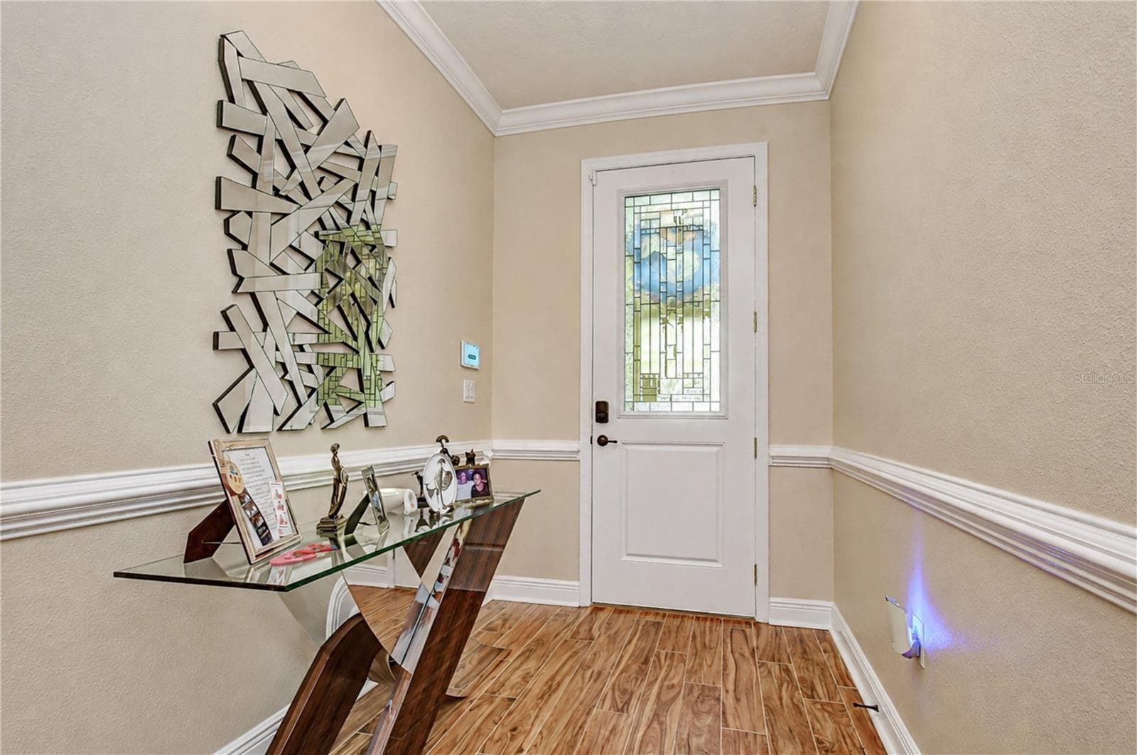 Entry way - 6806 MUNCASTER CT, TAMPA