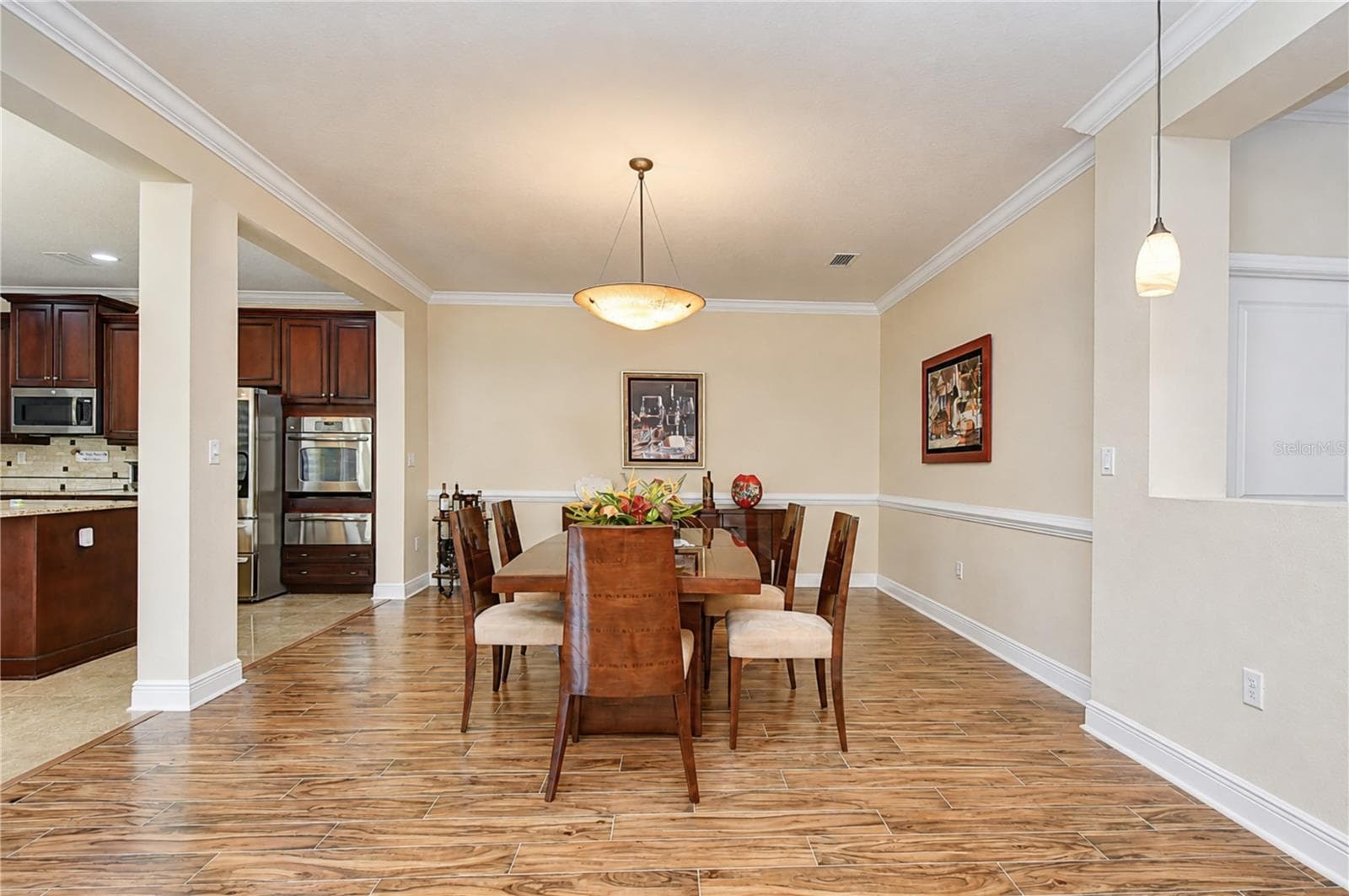 Dining room - 6806 MUNCASTER CT, TAMPA