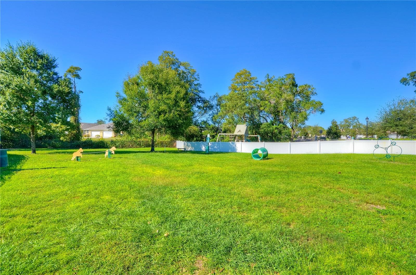 Villa at 6806 MUNCASTER CT, TAMPA, photo 47 of 78