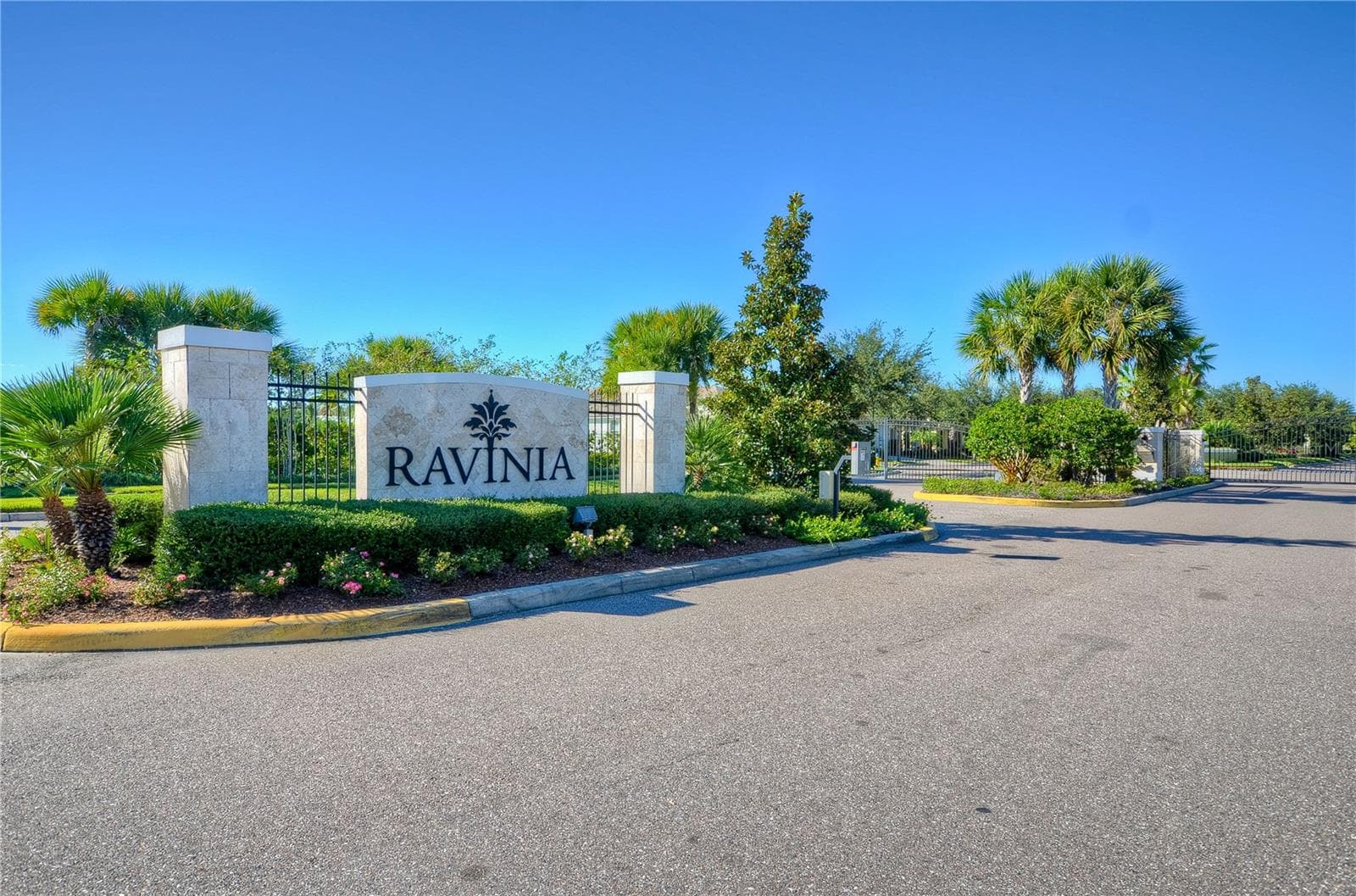 Villa at 6806 MUNCASTER CT, TAMPA, photo 53 of 78