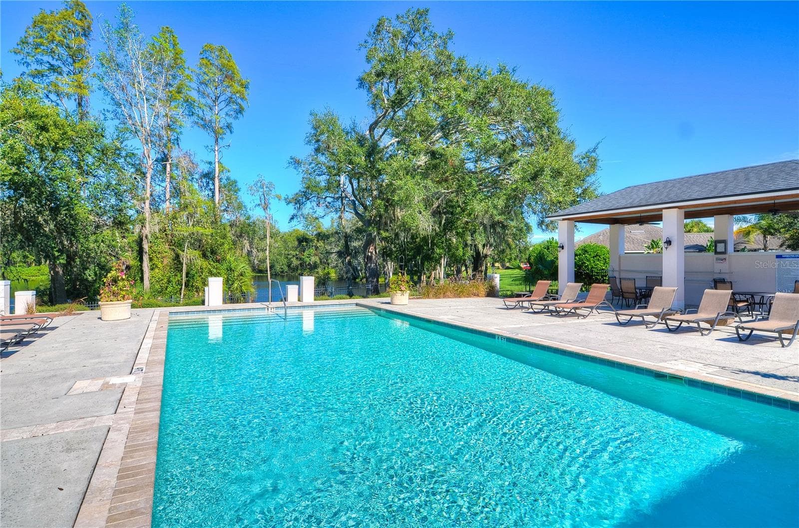 Villa at 6806 MUNCASTER CT, TAMPA, photo 65 of 78