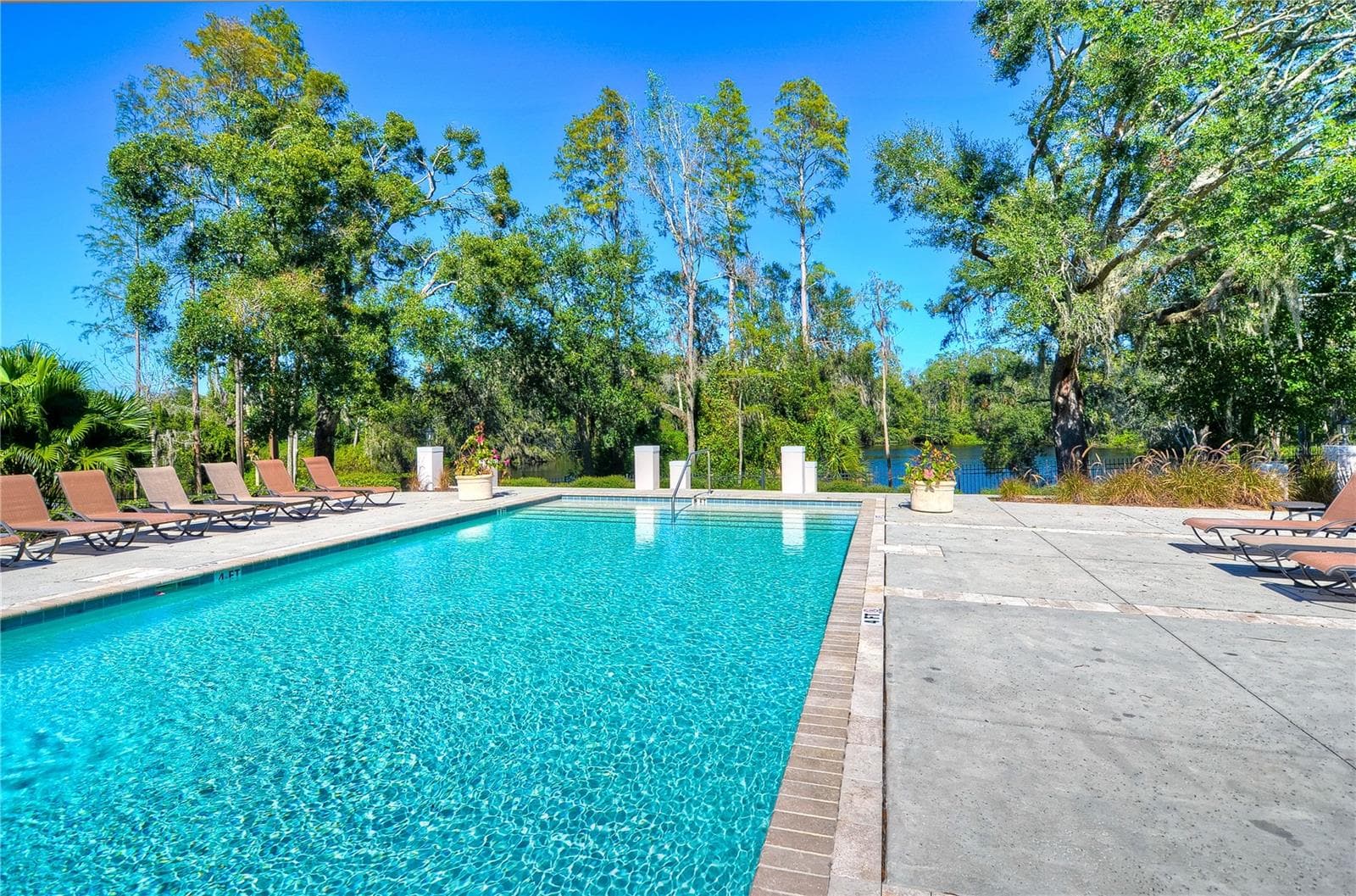 Villa at 6806 MUNCASTER CT, TAMPA, photo 67 of 78