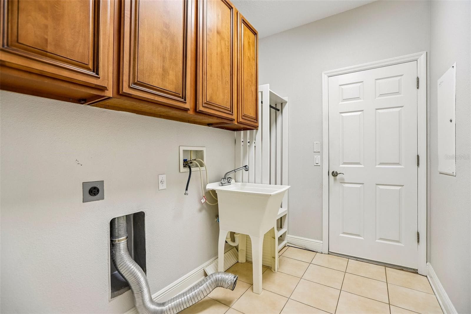 Single Family Residence at 5903 CAPE LOOP, LAND O LAKES, photo 28 of 57