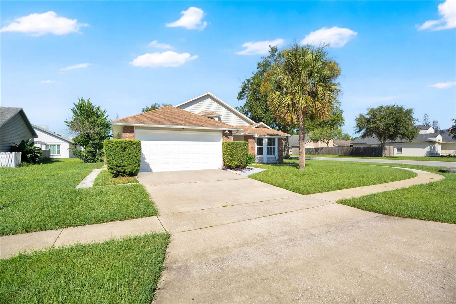 Single Family Residence at 233 S ABERDEEN CIR, SANFORD, photo 2 of 26