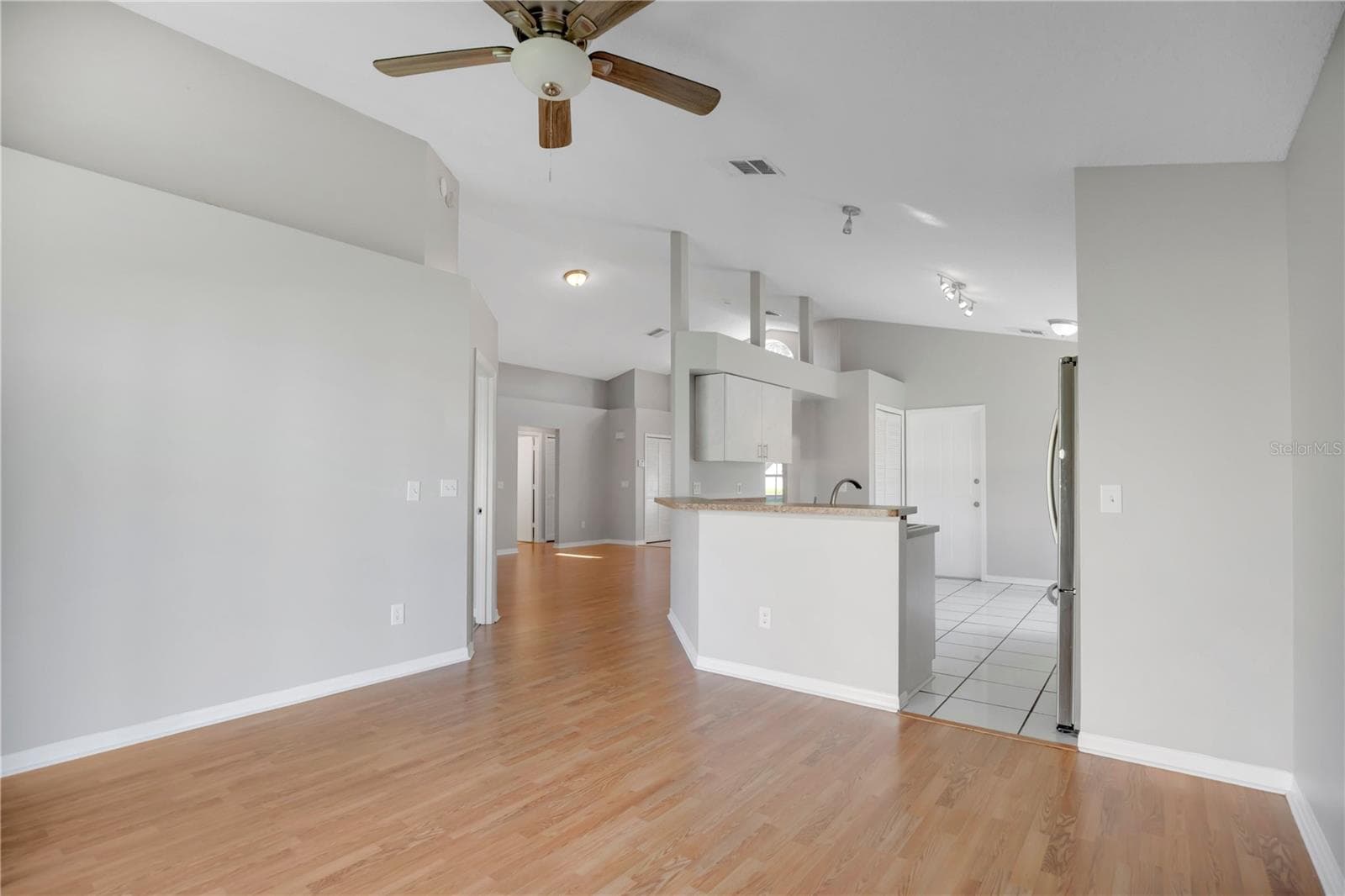 Single Family Residence at 233 S ABERDEEN CIR, SANFORD, photo 4 of 26