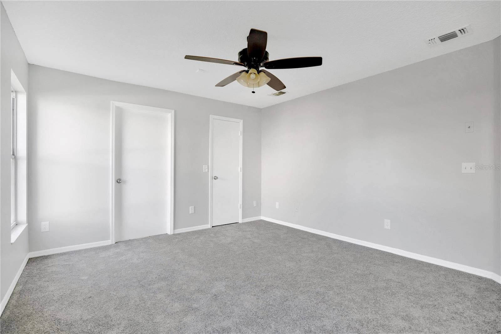 Single Family Residence at 233 S ABERDEEN CIR, SANFORD, photo 14 of 26