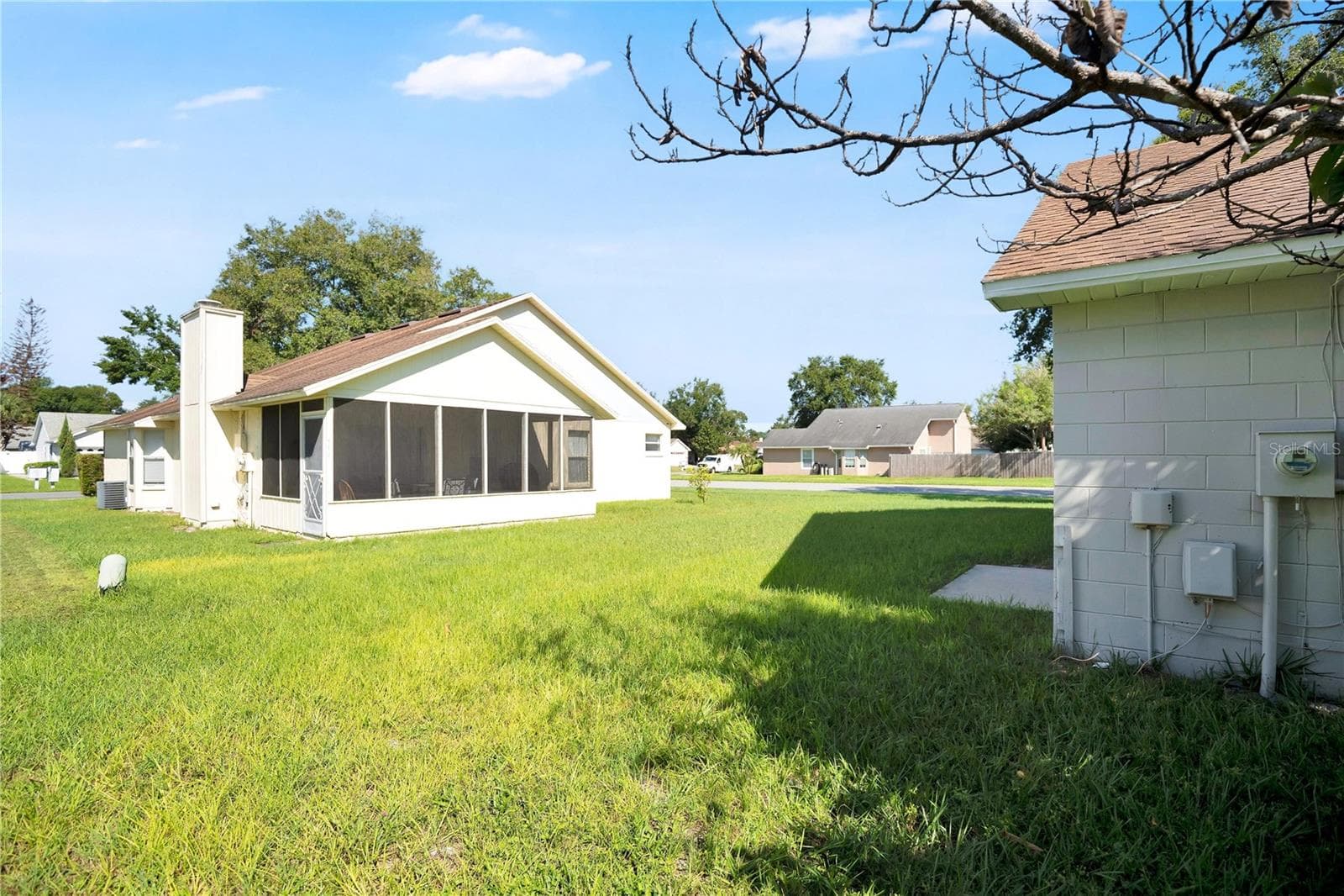 Single Family Residence at 233 S ABERDEEN CIR, SANFORD, photo 23 of 26