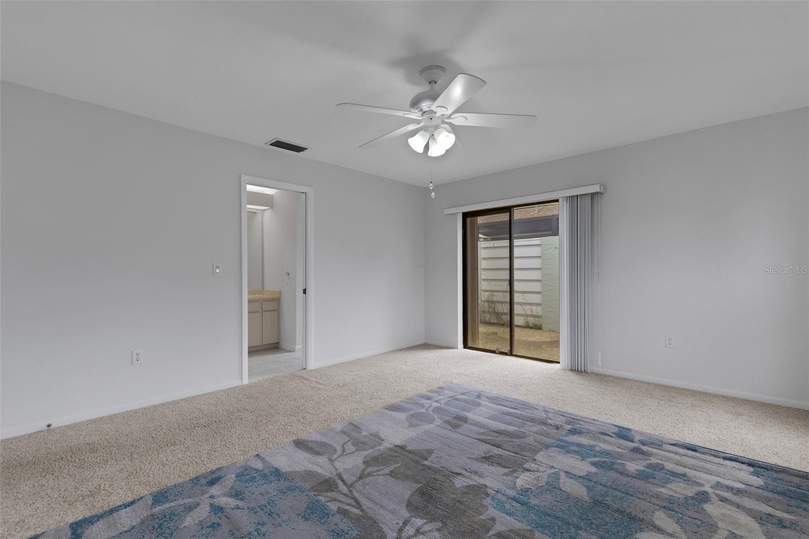 Primary Bedroom - En Suite Bathroom - Sliders to Courtyard Lanai - 4465 ATWOOD CAY CIR #12, SARASOTA