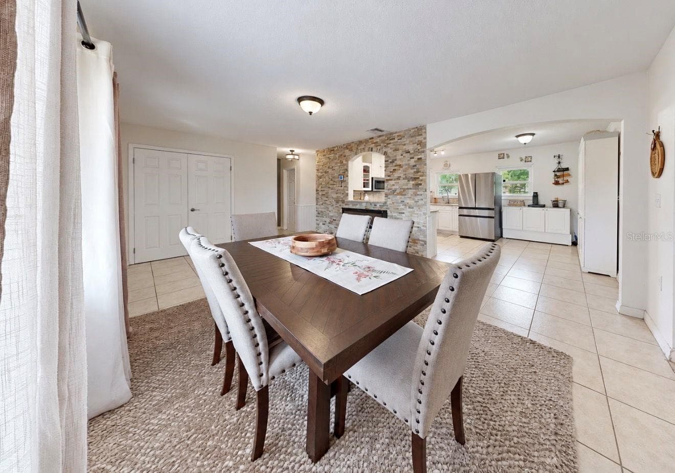 Single Family Residence at 11004 RIVERVIEW DR, RIVERVIEW, photo 28 of 73