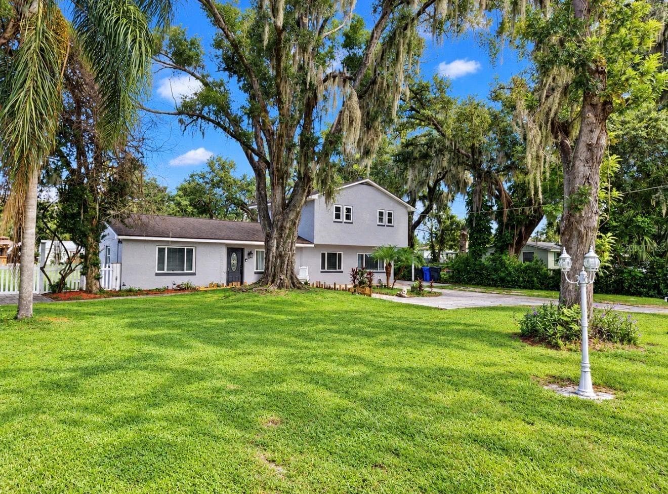 Single Family Residence at 11004 RIVERVIEW DR, RIVERVIEW, photo 68 of 73