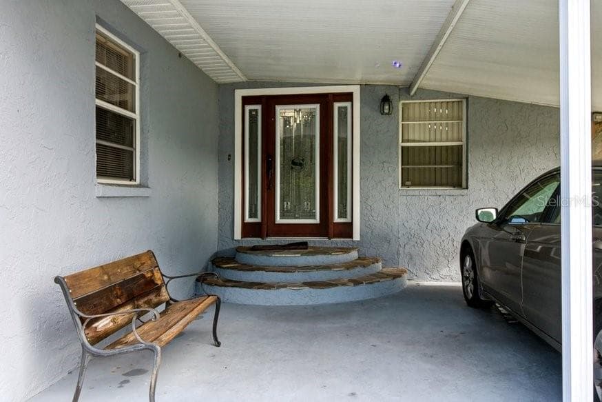 Single Family Residence at 13016 SOMERLOTT PL, DOVER, photo 33 of 98