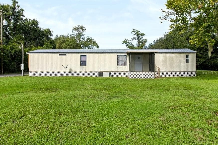 Single Family Residence at 13016 SOMERLOTT PL, DOVER, photo 50 of 98