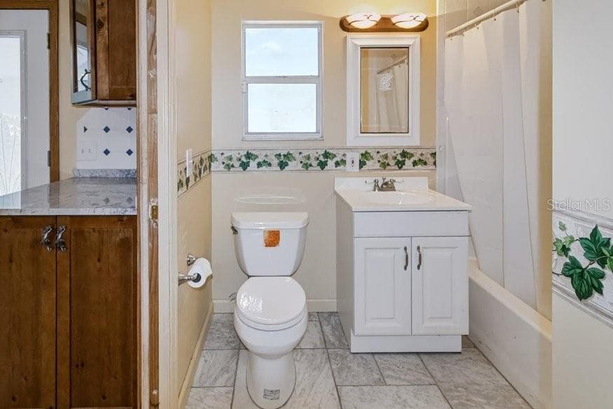 Single Family Residence at 13016 SOMERLOTT PL, DOVER, photo 70 of 98