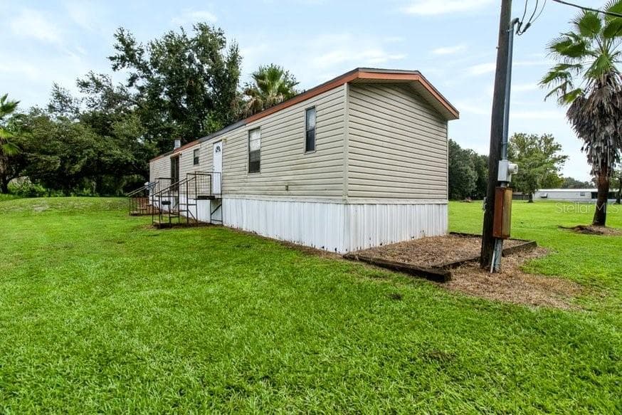 Single Family Residence at 13016 SOMERLOTT PL, DOVER, photo 77 of 98