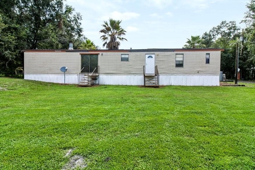 Single Family Residence at 13016 SOMERLOTT PL, DOVER, photo 79 of 98