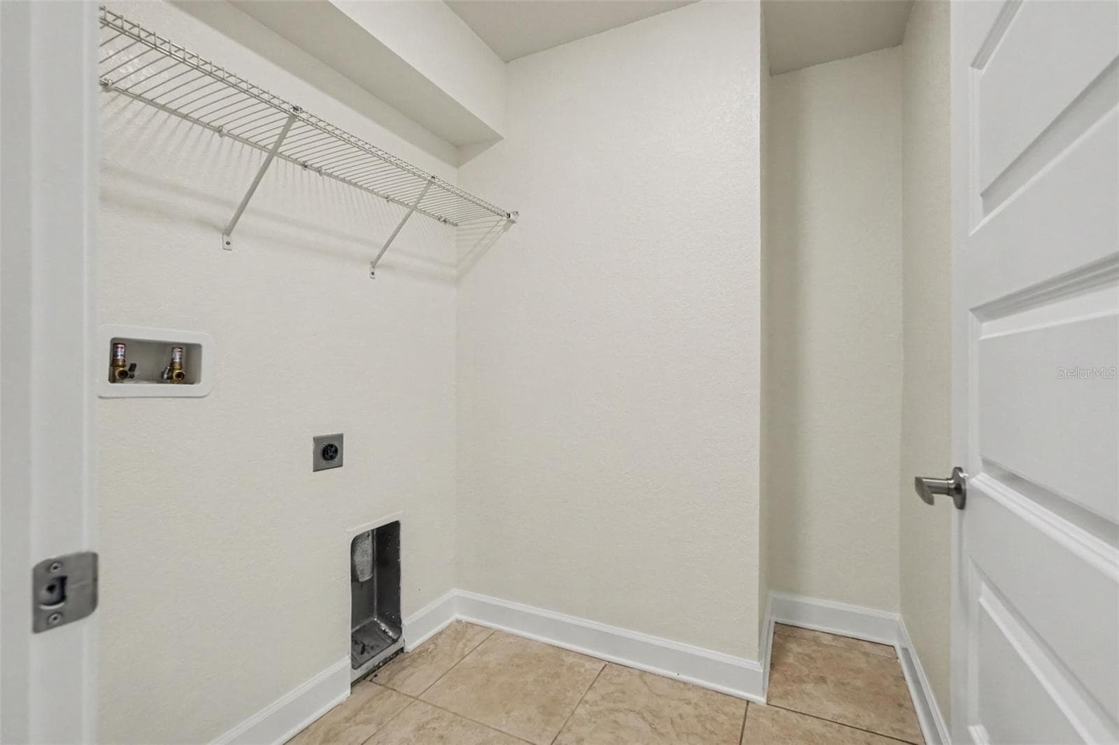 Single Family Residence at 2363 RING RD, SPRING HILL, photo 27 of 32