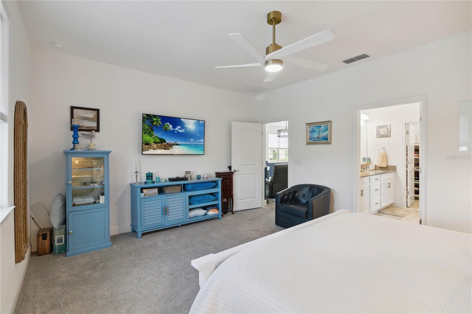 Single Family Residence at 3184 SONGBIRD CIR, HARMONY, photo 14 of 33