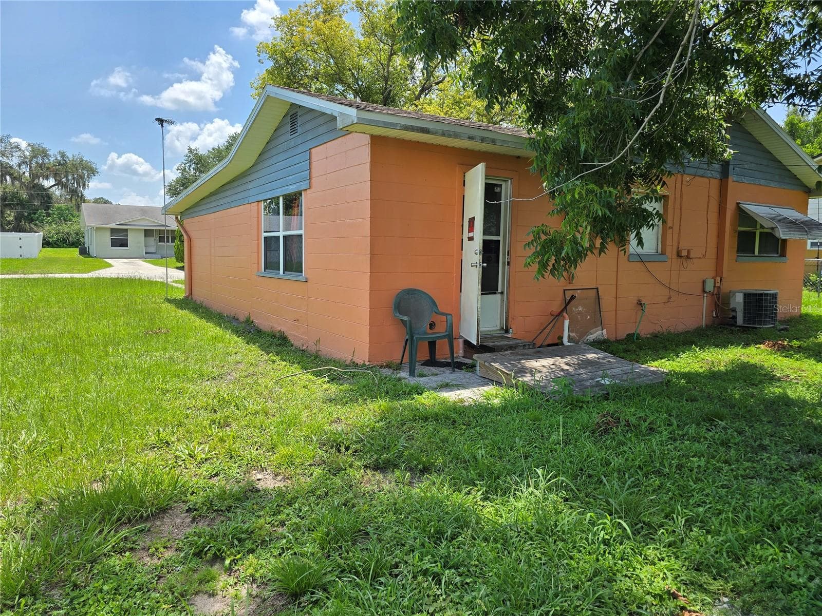 Nice yard - 515 MONTICELLO AVE, LAKELAND