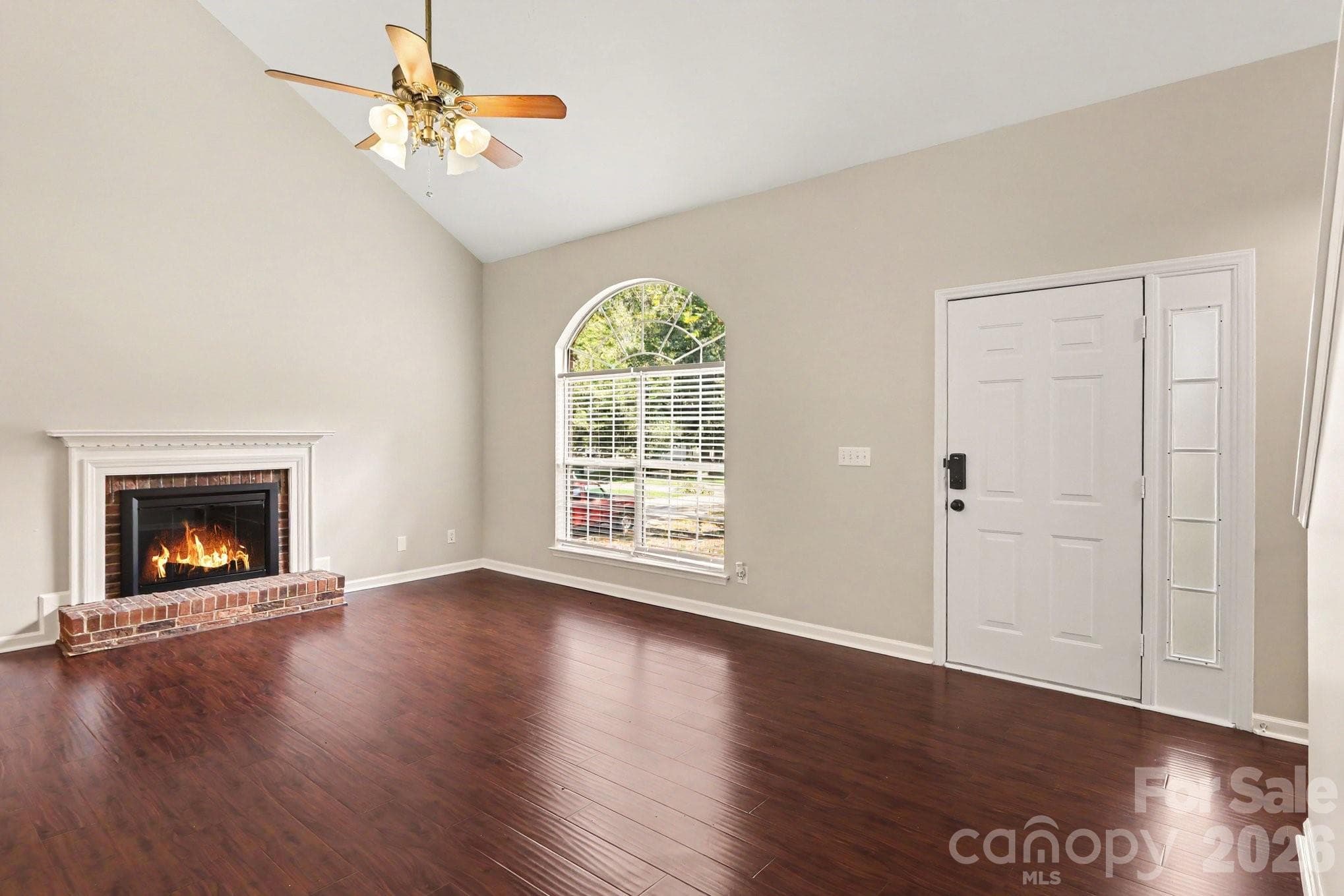Single Family Residence at 8313 Belstead Brook Court, Charlotte, photo 2 of 19