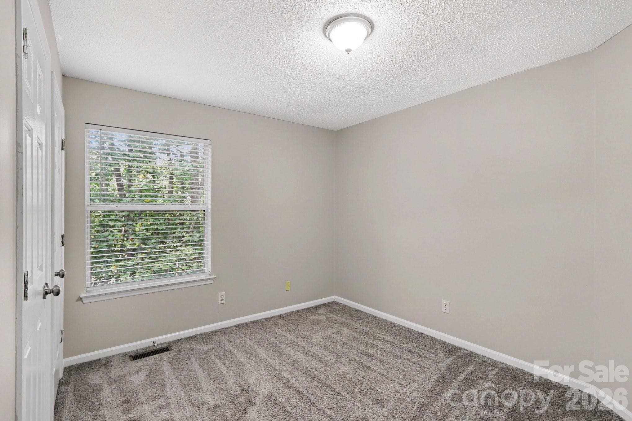 Single Family Residence at 8313 Belstead Brook Court, Charlotte, photo 11 of 19
