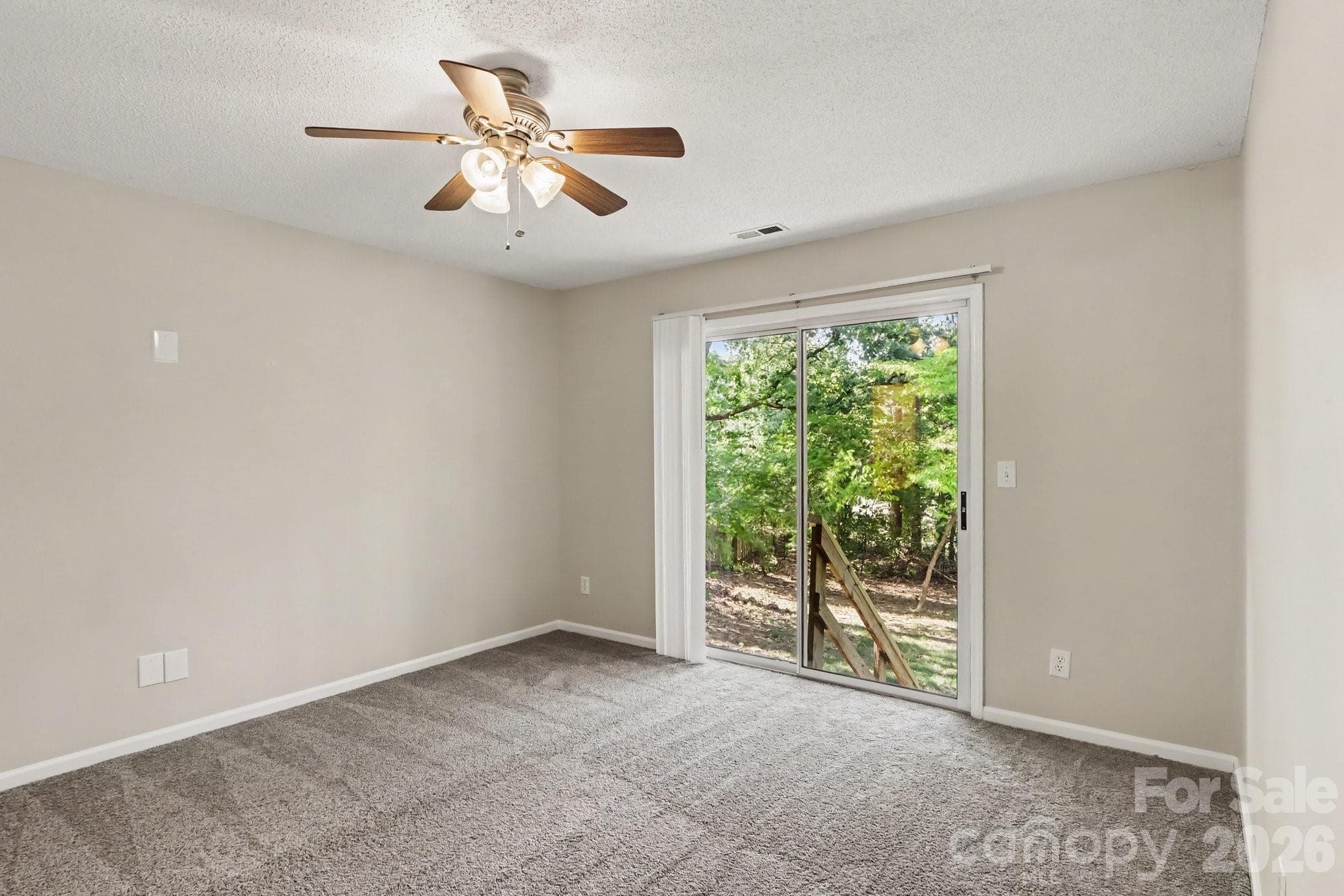 Single Family Residence at 8313 Belstead Brook Court, Charlotte, photo 13 of 19