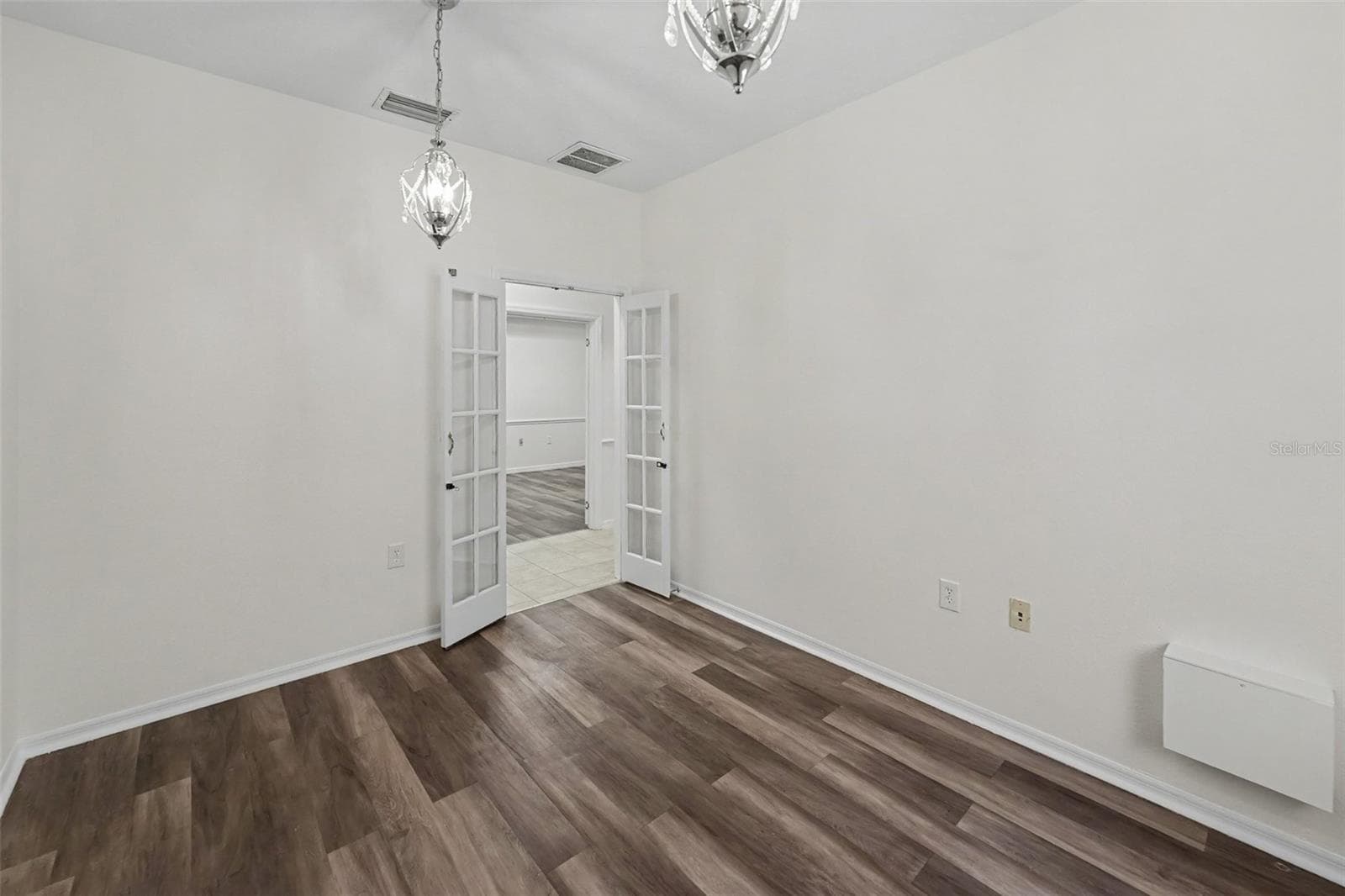Medical Office at 10943 COUNTRYWAY BLVD, TAMPA, photo 8 of 26