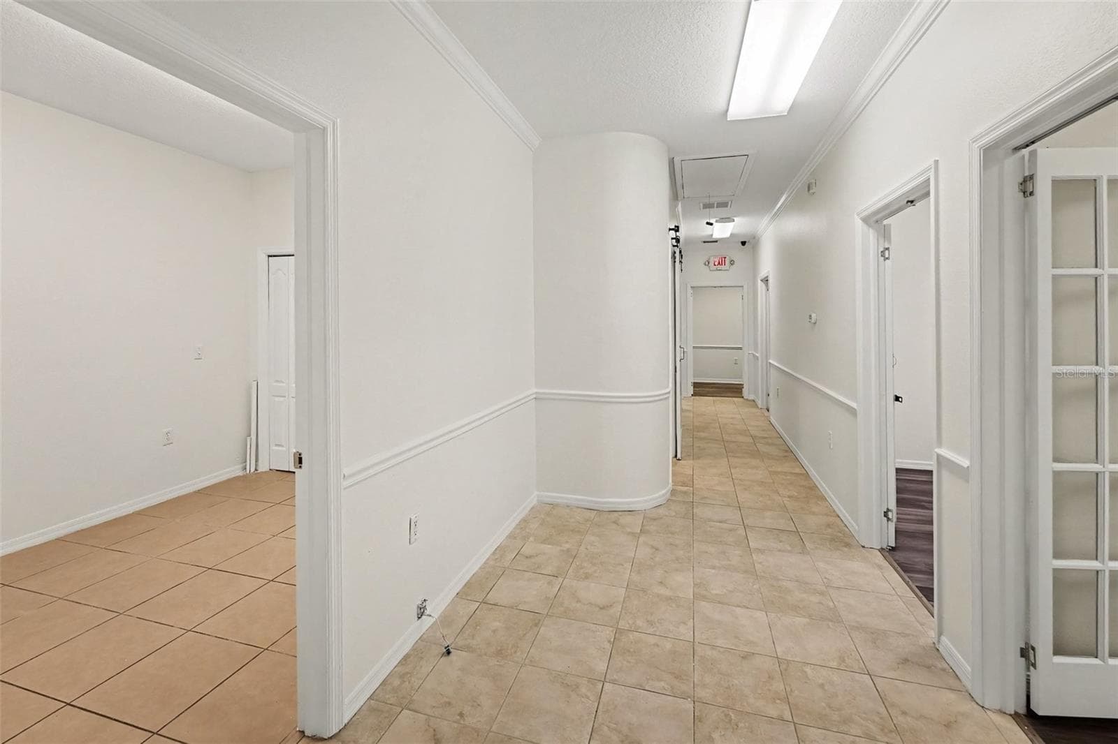 Medical Office at 10943 COUNTRYWAY BLVD, TAMPA, photo 21 of 26