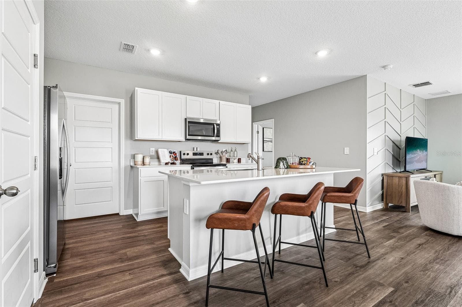 Single Family Residence at 4787 ROLLING LAKE LN, DAVENPORT, photo 10 of 38