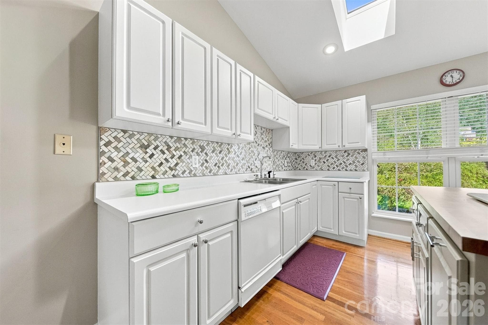Single Family Residence at 81 Emerald Point Drive, Taylorsville, photo 13 of 40