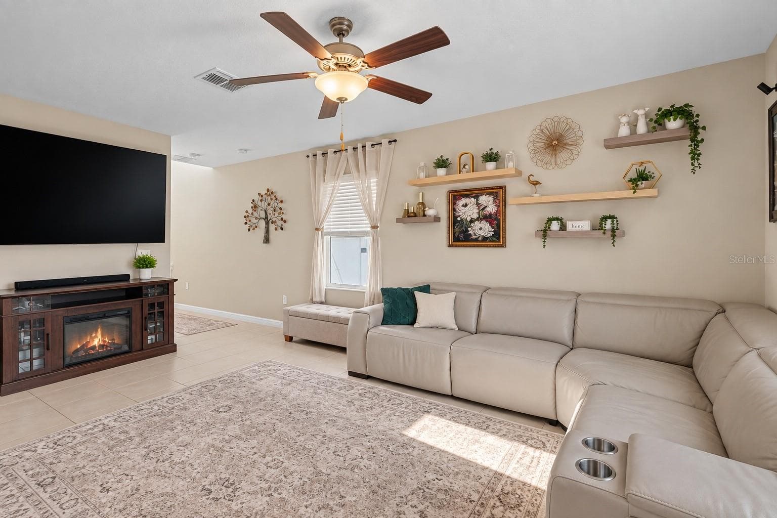 Single Family Residence at 3166 OYSTER COVE ST, WIMAUMA, photo 3 of 25