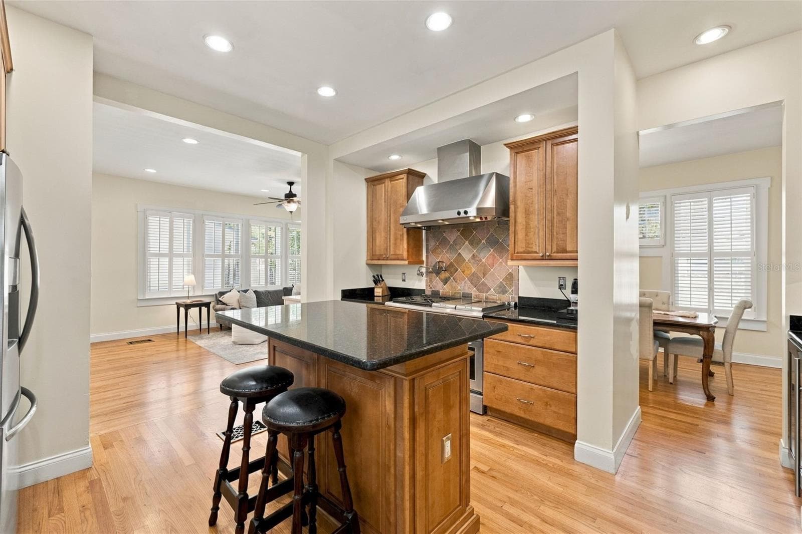 Kitchen - lots of cabinets! - 1801 W HILLS AVE, TAMPA